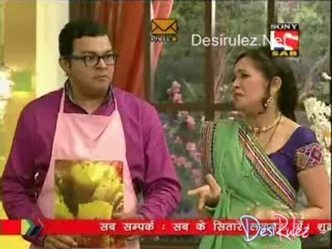 Tu Mere Agal Bagal Hai 7th August 2014pt2