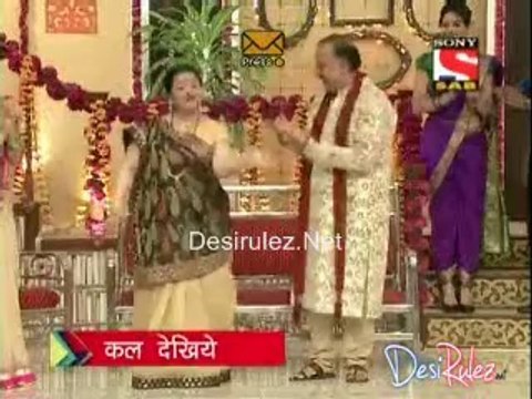 Tu Mere Agal Bagal Hai 7th August 2014pt4