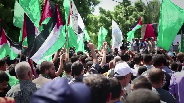 Gaza: des centaines de Palestiniens dans la rue