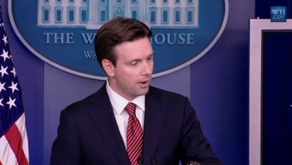 White House tight lipped on possible air strikes in Iraq