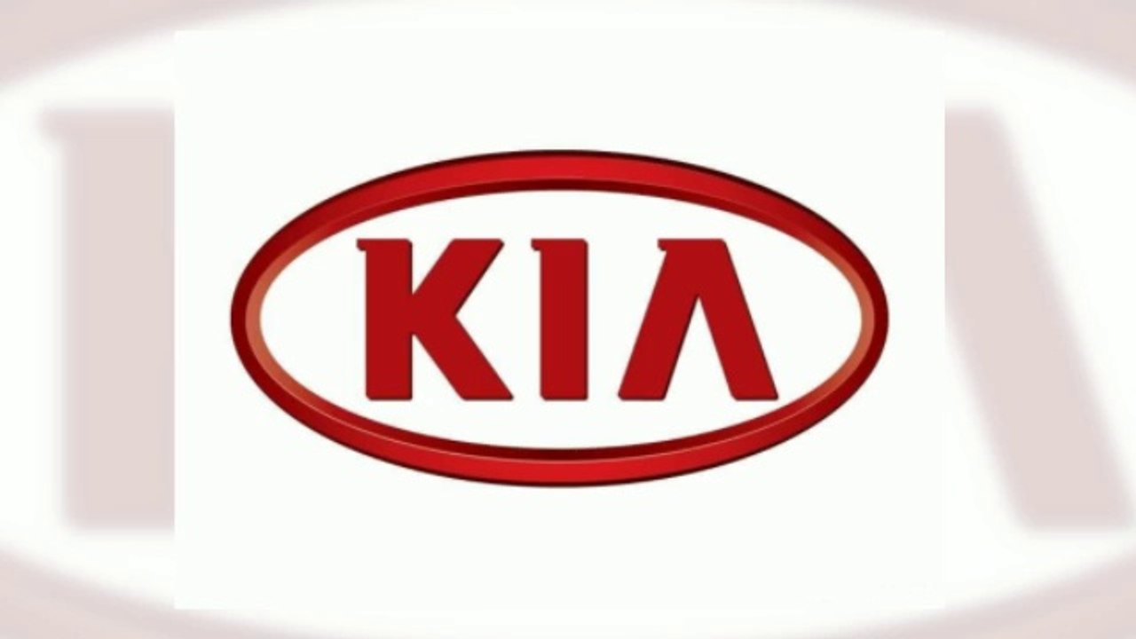 Concord Kia near Walnut Creek and the 2014 Kia Cadenza near Pleasant Hill