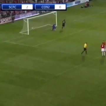 Ryan Giggs paneka penalty vs Salford City