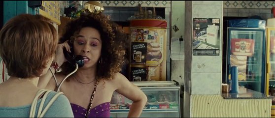 O LOBO ATRÁS DA PORTA