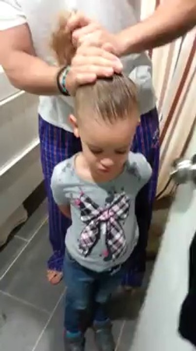 Saç Toplamaya Yeni Boyut Kazandıran Baba