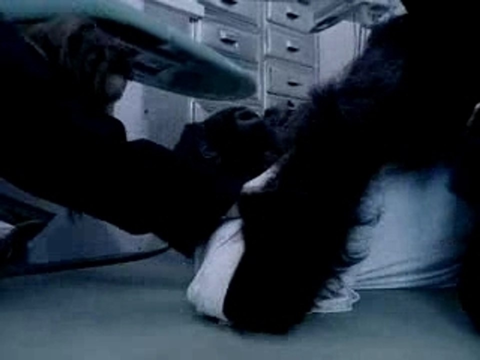 Bjork - army of me - by Michel Gondry