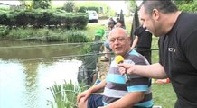 Belge bourré participe à un concours de pêche (vostfr)