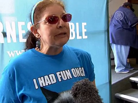 Grumpy Cat раздал автографы в Нью-Йорке