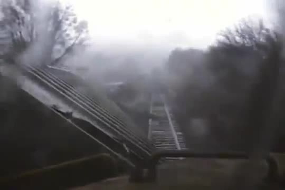 Quand un train rencontre une tornade