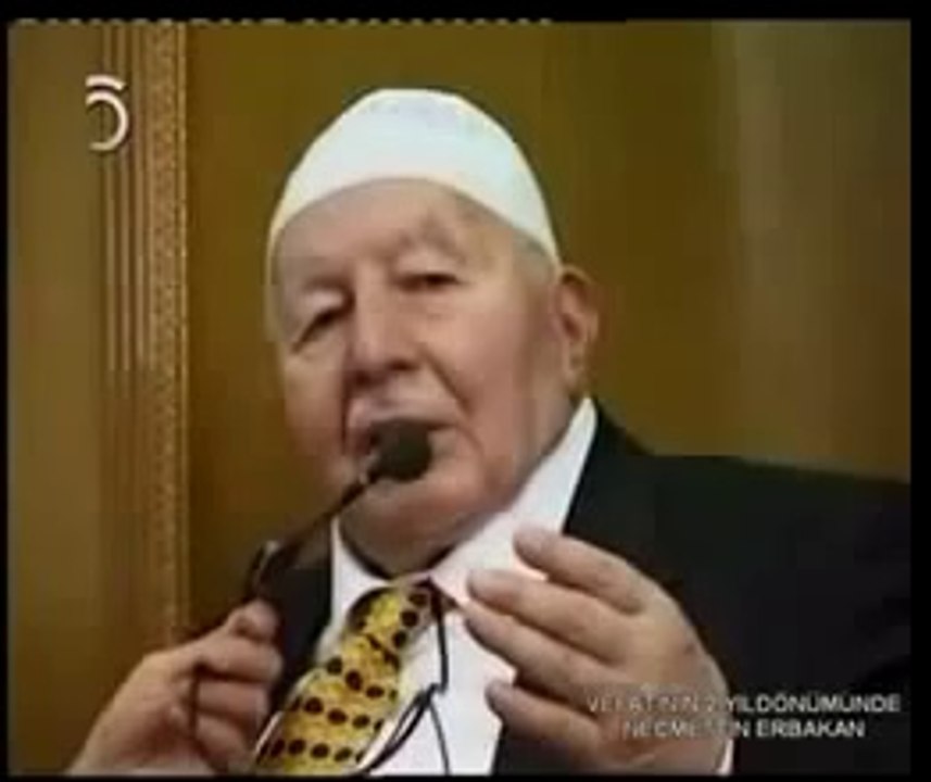 Erbakan - İslam dini Cihad dinidir!
