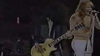 Guns N Roses - Welcome to the Jungle - Live