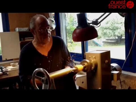 Jean-Yves, tourneur sur bois