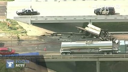 Texas : un camion suspendu dans le vide sur un viaduc