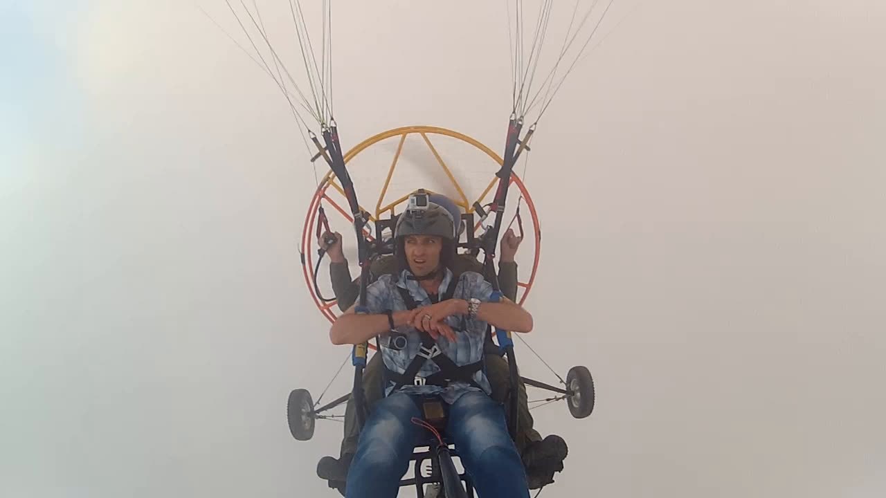 BULUTLARIN İÇİNDE UÇMAK :)