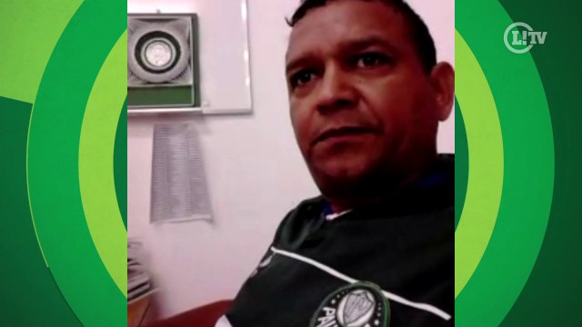 Torcedores do Palmeiras comemoram retorno de Valdivia