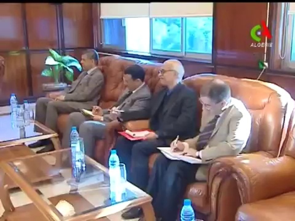 Algerie 2013 de Bouteflika SCANDALE L'Economie de l'Algérie vendu à la France