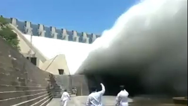 Tarbela Dam Amazing Video Pakistani Dam Tarbela Water Flow awesome must watch........