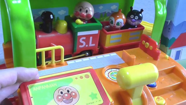 anpanman toys cartoon アンパンマン　おもちゃでアニメｗｗ　おしゃべりＳＬマンレールセット