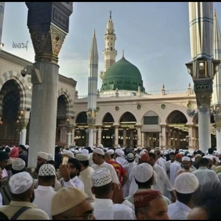 Tu Sham-e-Risalat hai.Owais Raza Qadri Sb.Mehfil in Madinah.Ramadan 2014.