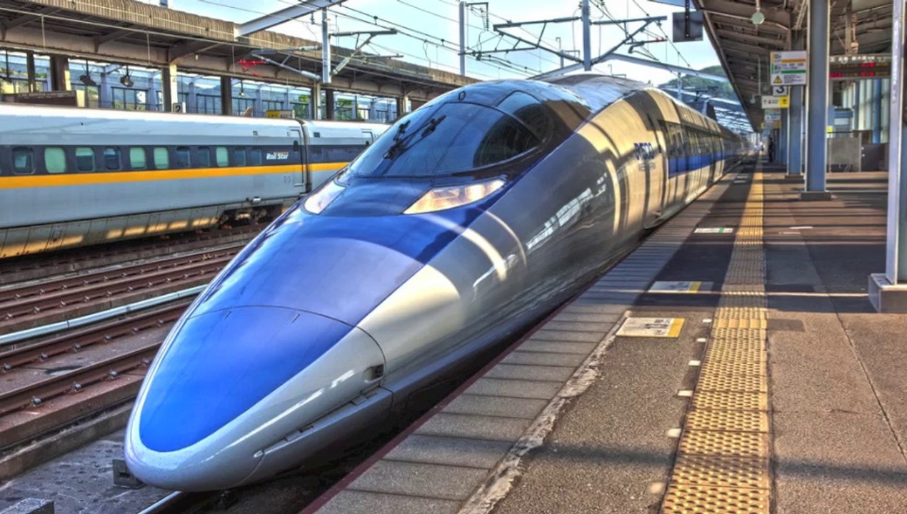 shinkansen train