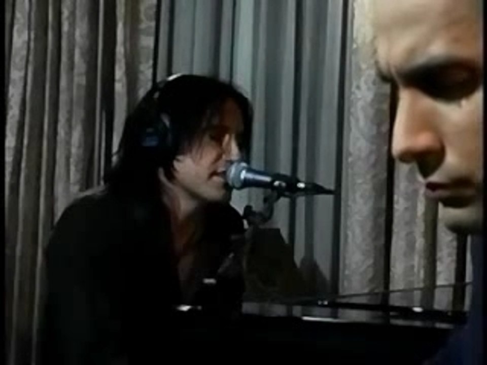 NIN.-.Still.