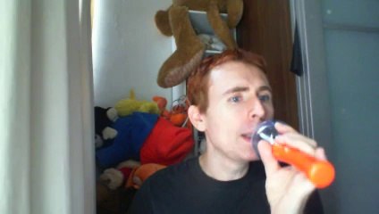 Wiwi égratigne "les prolétaires" de Gilles Servat