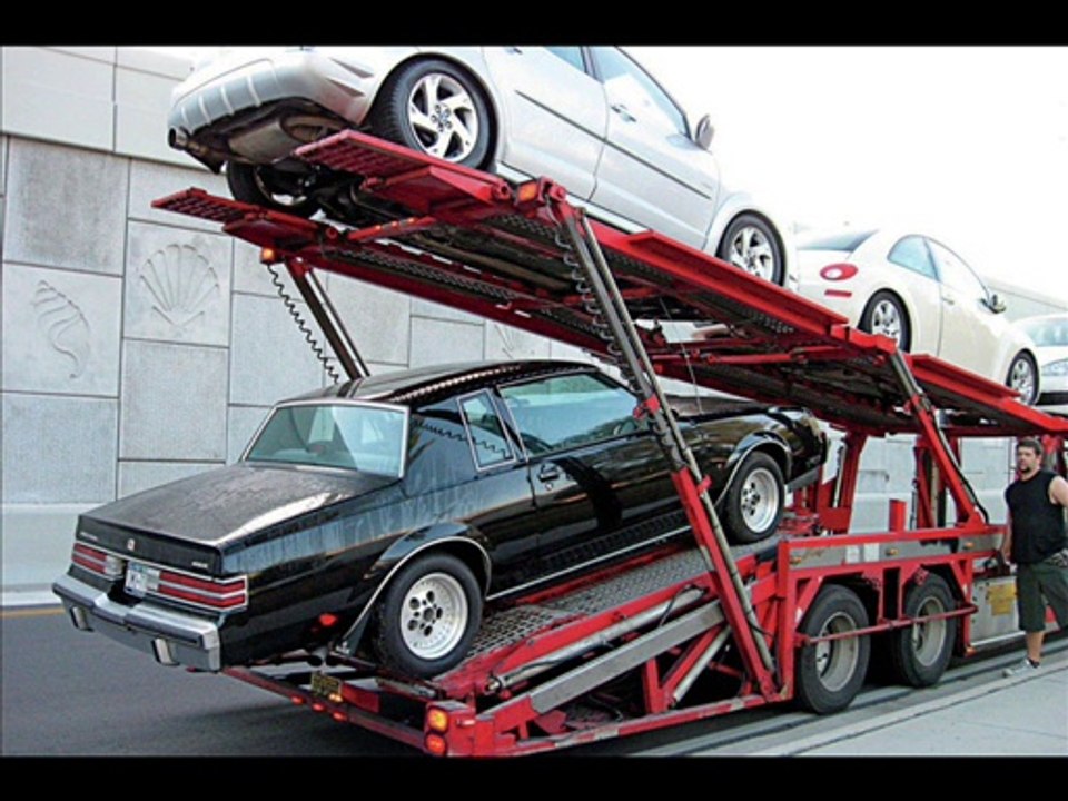 Enclosed car shipping - Anywhere in the USA!
