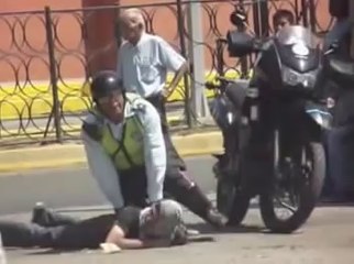 Asi actua la policia del estado zulia en protestas 20-02-2014