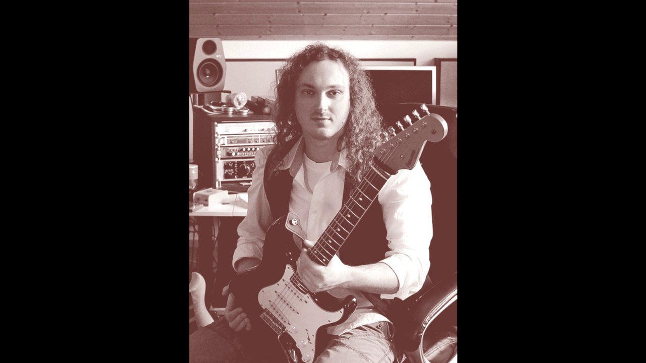 SASCHA BESELT - "Rise Of The Phoenix" (Instrumental Rock)