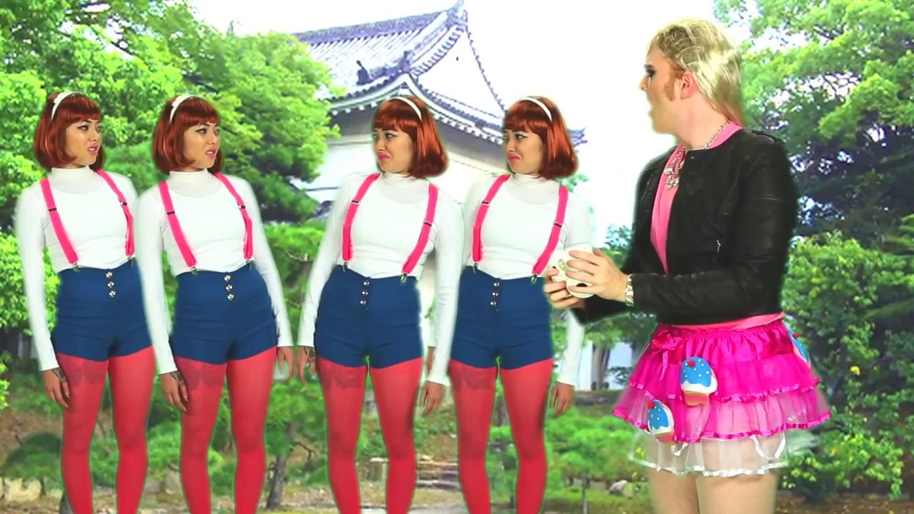 Avril Lavigne - Hello Kitty PARODY.