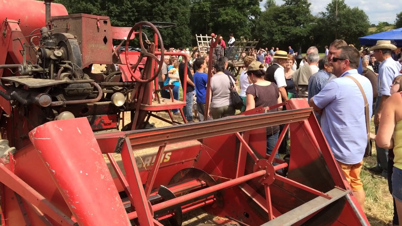 vieux tracteur monocylindre DEUTZ