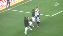 Agora sim! Robinho é apresentado para a torcida do Santos