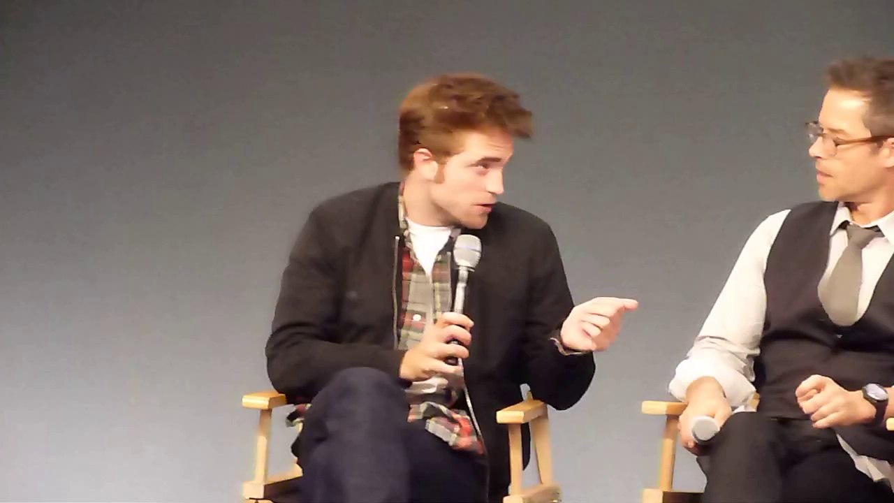 The Apple Store Q&A 16