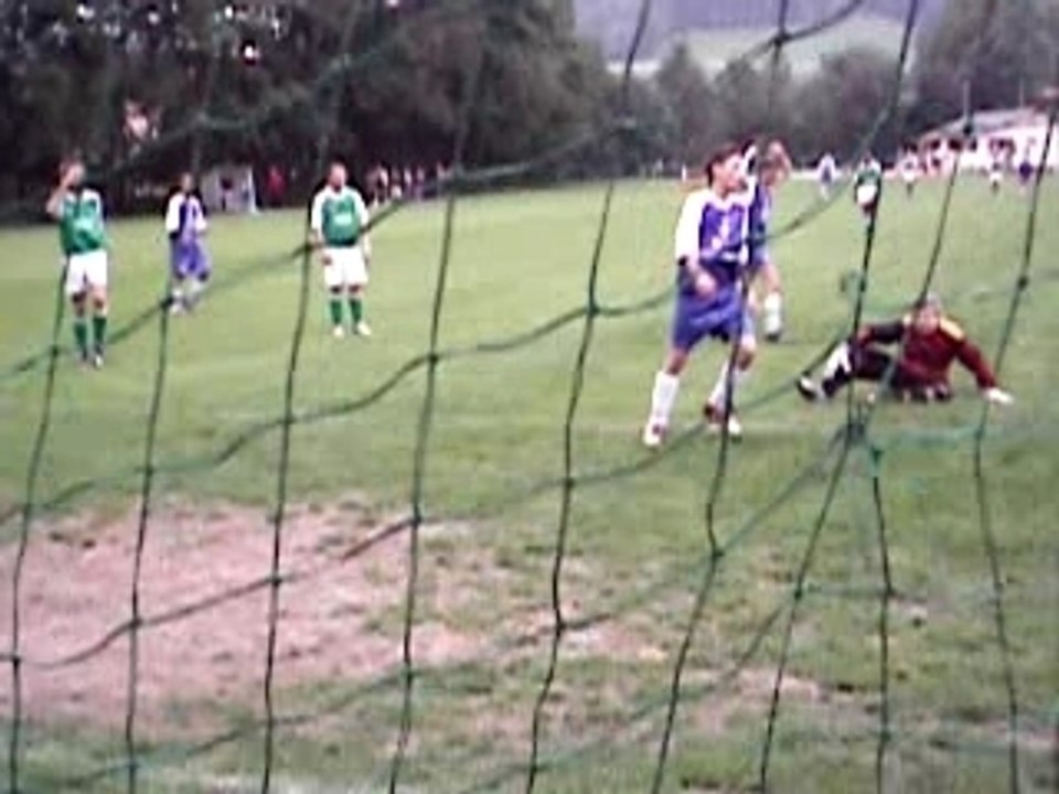 Bourde le meilleur but contre son camp