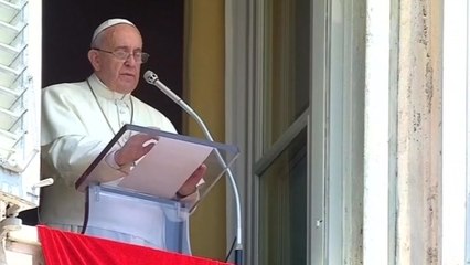 Pope says Iraq violence 'offends God'