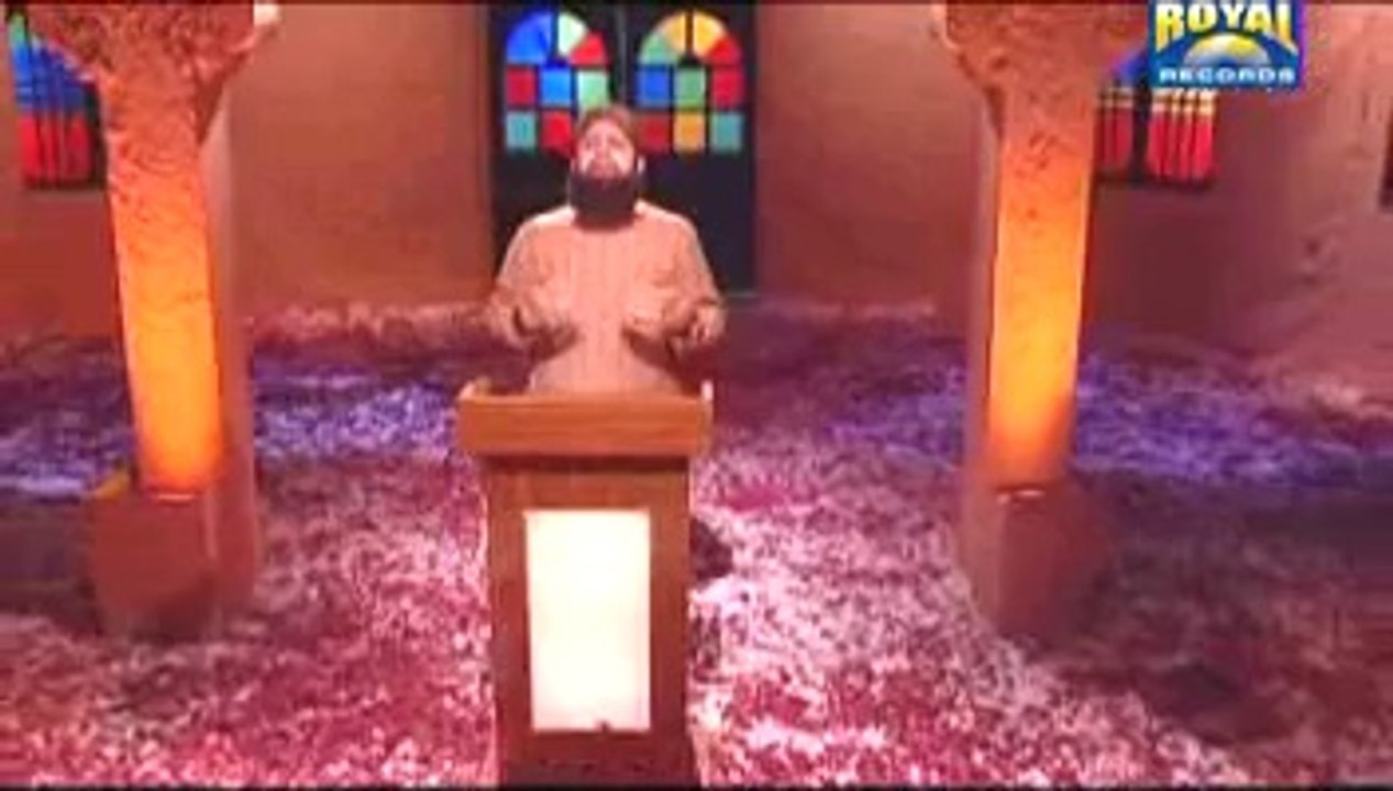 Milay Hain Khaak Se Lekin