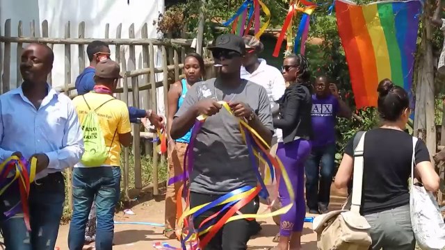 En Ouganda, les homosexuels fêtent leur gay pride