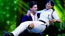 Shah Rukh Khan Lifts A Lady Constable - Creates Controversy – Kolkata Police Programme