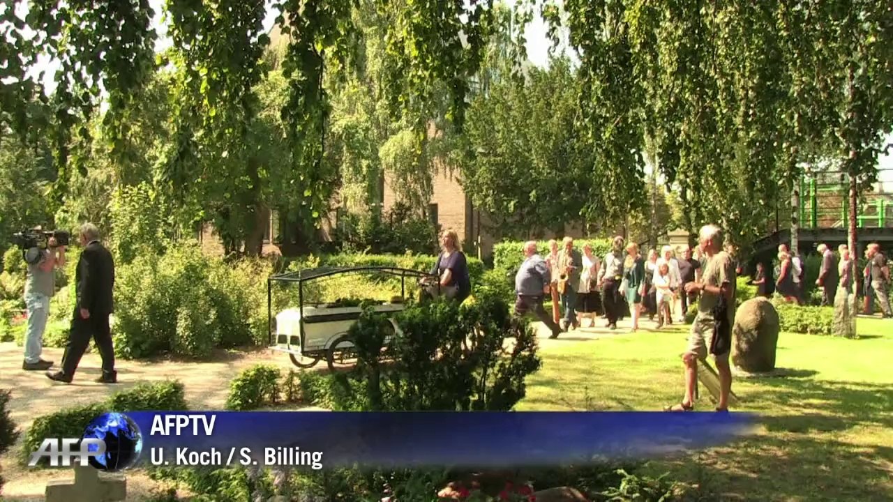 Mit dem fahrrad bis in grab