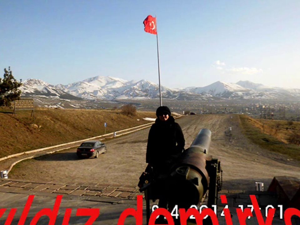 YILDIZ DEMİRKOL SAVAŞ-yıldızlıtürküler-YÜCE DAĞ BAŞINDA KAR HAVASI VAR (canlı yayın)