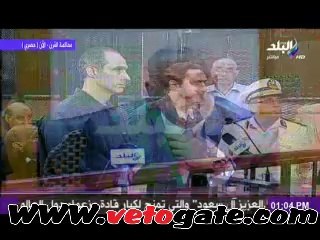 علاء مبارك: "والدى مصمم على الحديث أمام المحكمة"