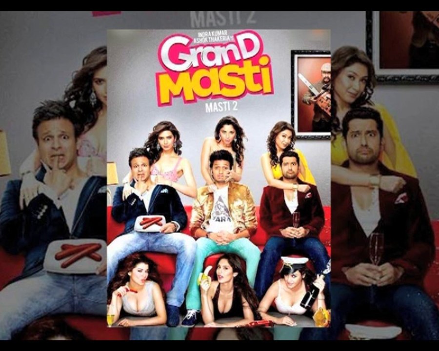 Vivek distributes saplings