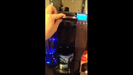 How to make coffee in a Keurig! (2014)