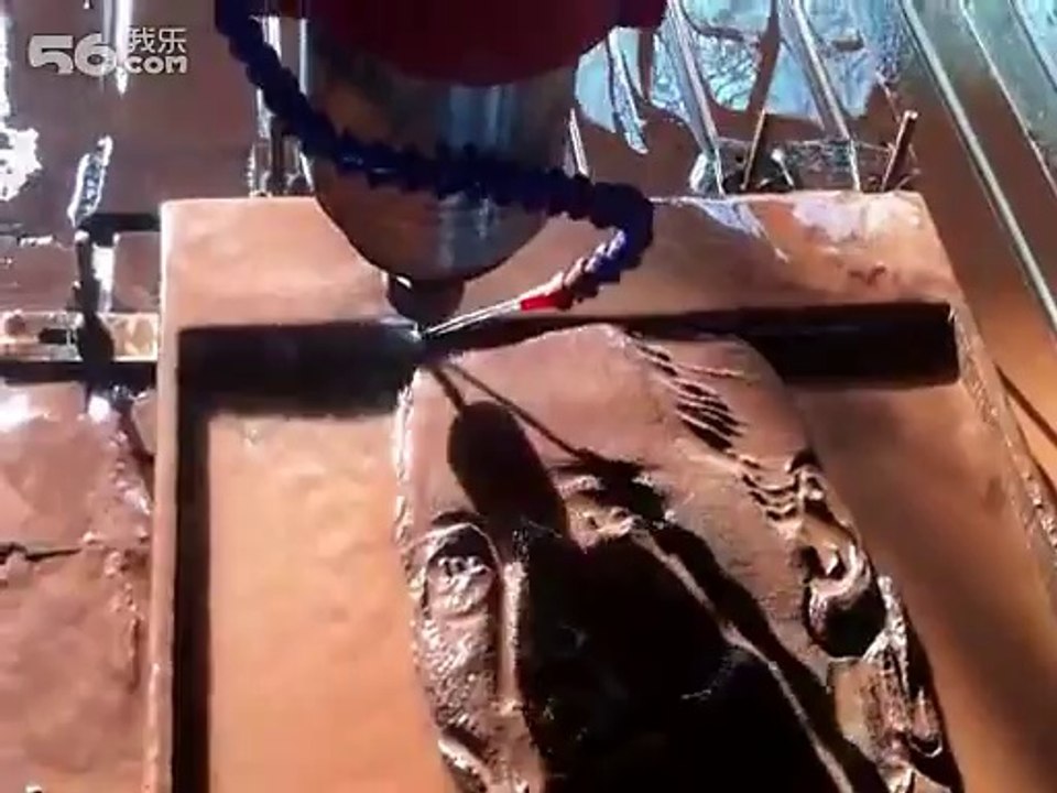 Stone cnc router machine make relief on granite marble stone.avi