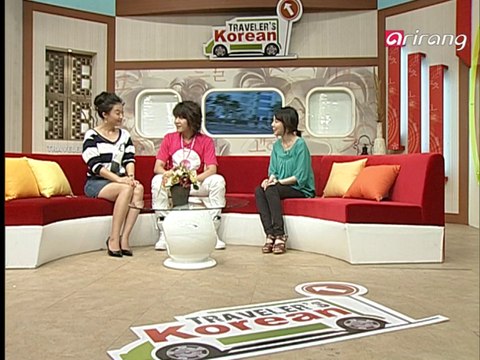 Traveler's Korean (Chinese 中文) S2Ep11 这趟公交车去明洞吗？ 이거 명동에 가요?