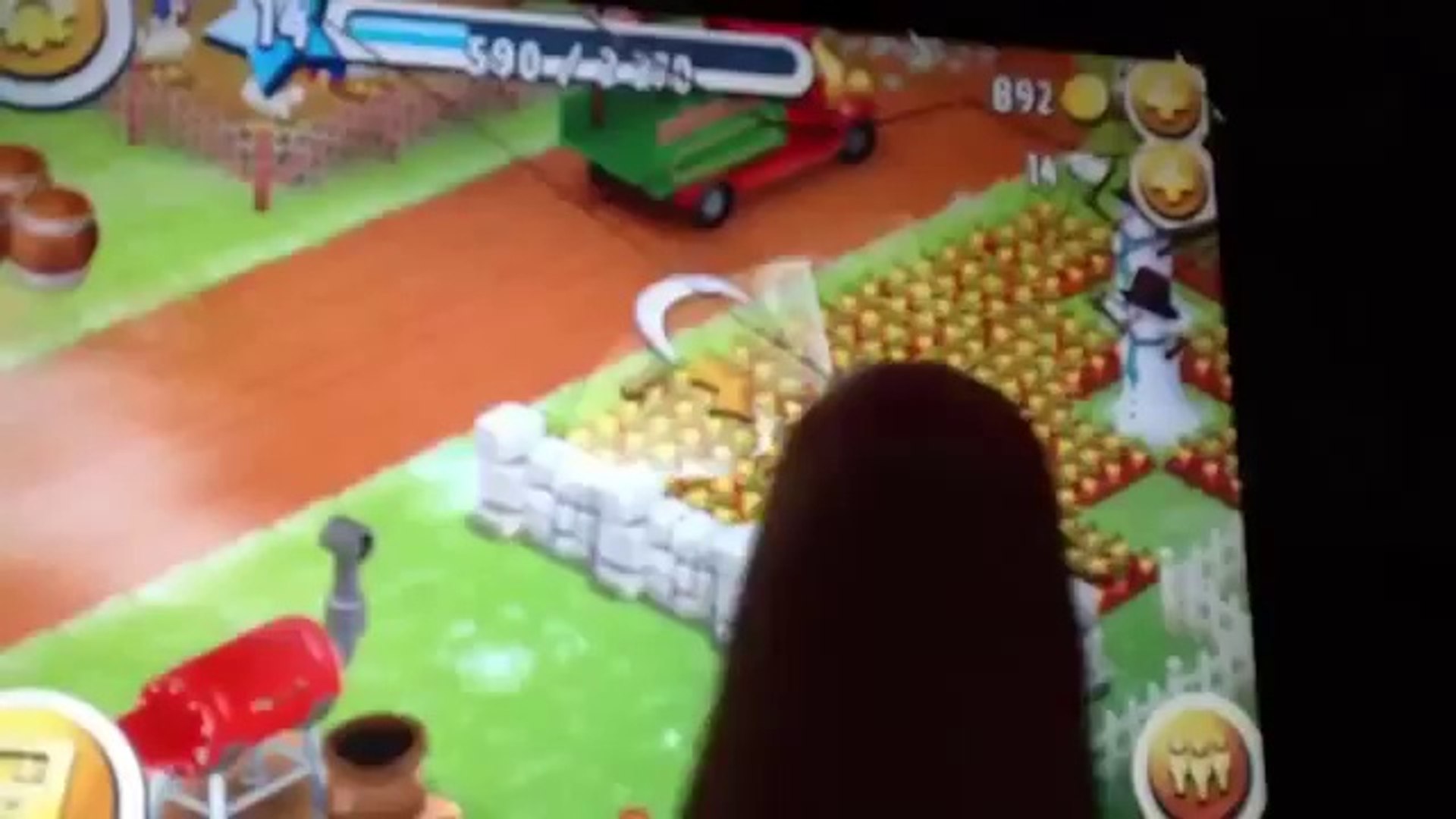 ⁣unlimited diamond hack hayday (no jailbreak)