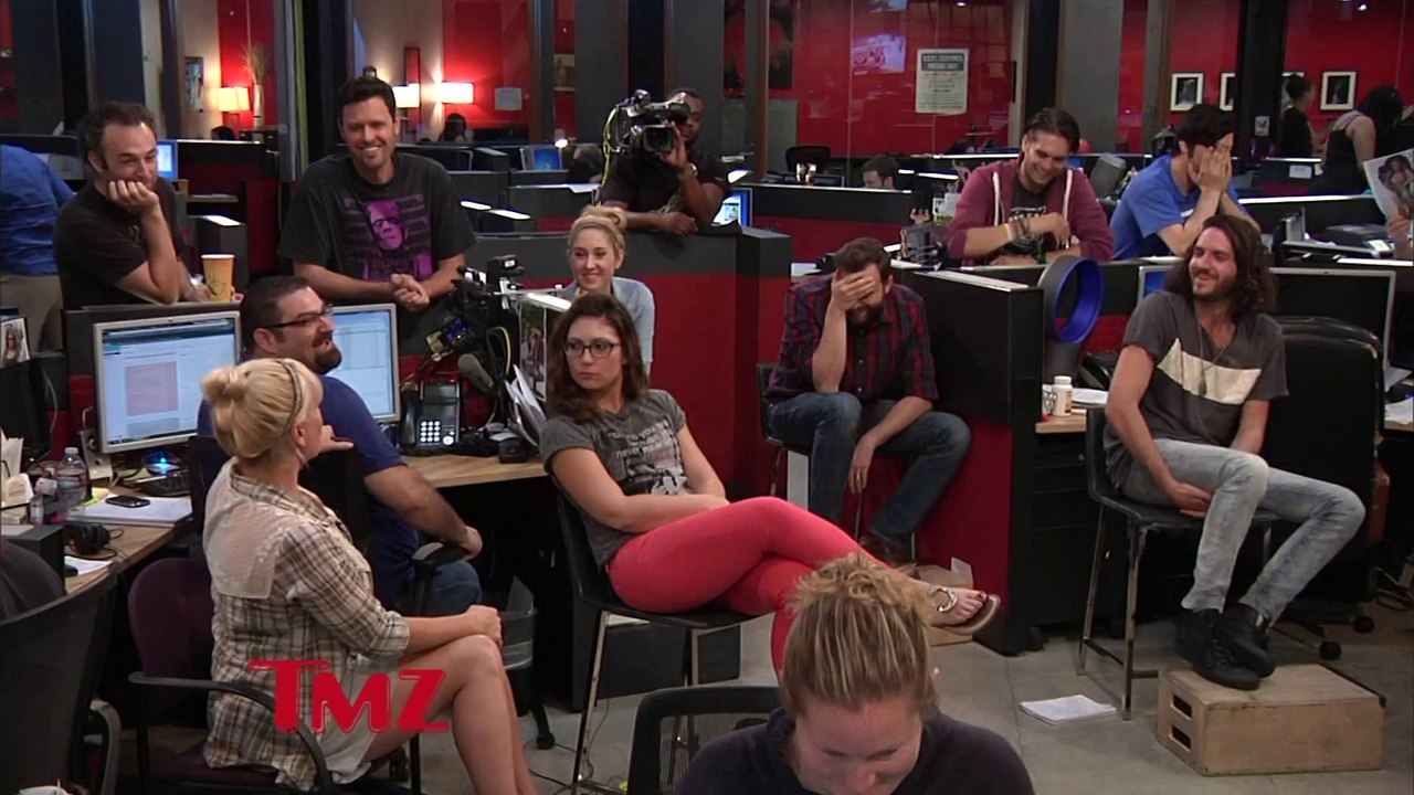 Oh Dear God Who Gave Lindsay Lohan a Child To Hold - Watch Online