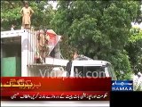 Exclusive Footage of Imran Khan's Air Conditioned Bullet Proof Container for PTI Azadi March