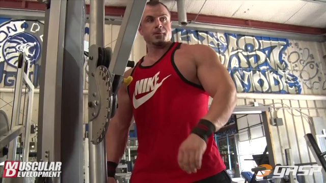 Billy Jones Trains Chest 3 Weeks Out from the NPC Branch Warren Classic 2014
