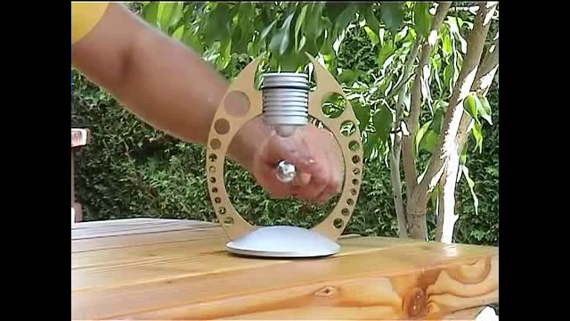 Schwebende Kugel - Levitating magnetic Sphere