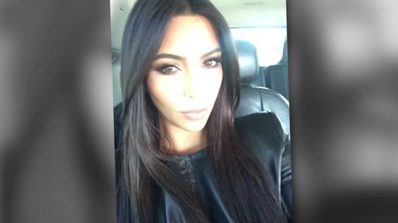 Kim Kardashian bringt ein Buch voller Selfies heraus